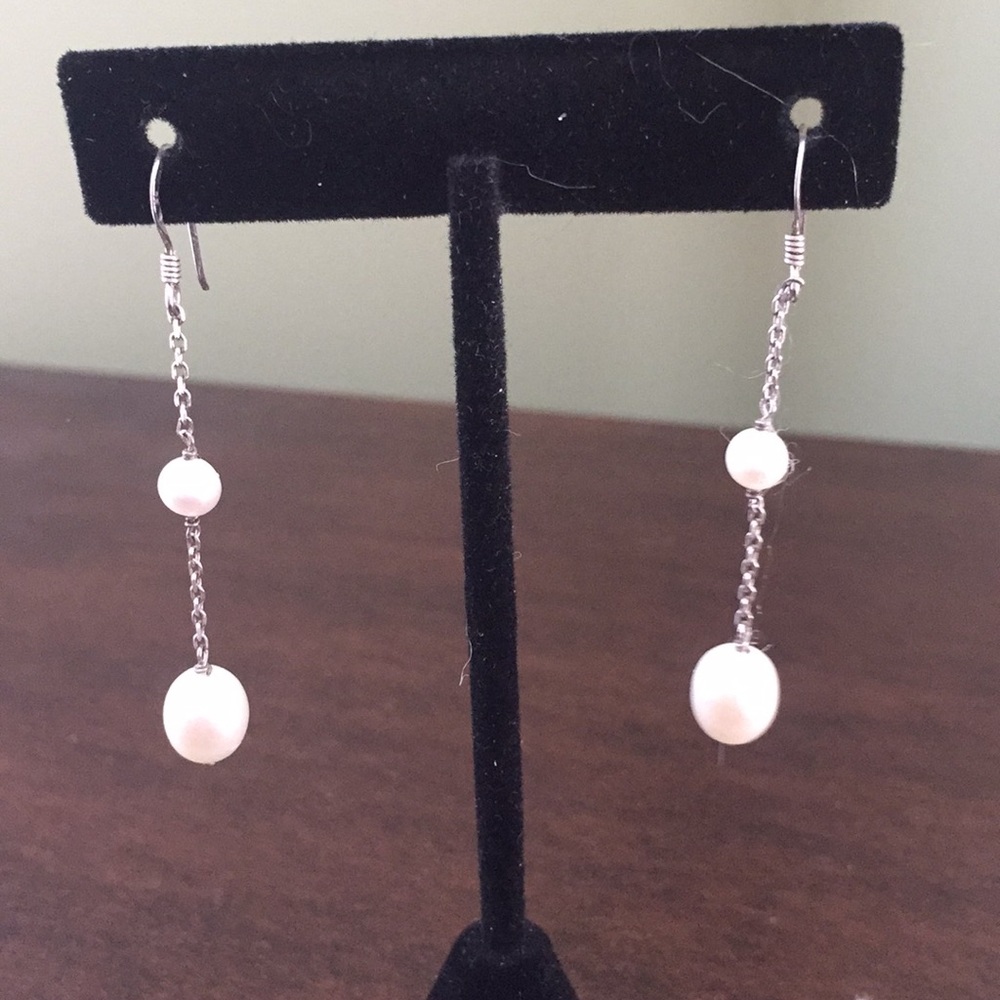 Real pearl  and sterling silver earrings